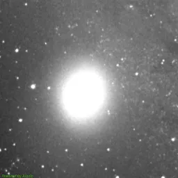 M32 — blue-filter image