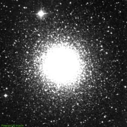 M15 — red-filter image